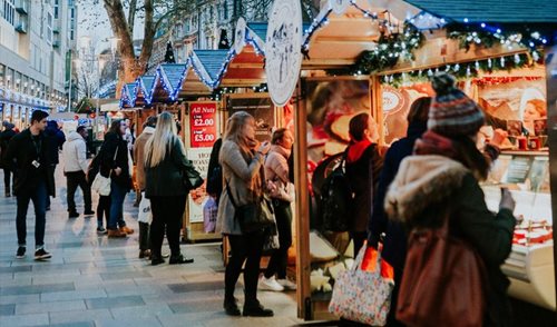 Christmas-market-2.jpg